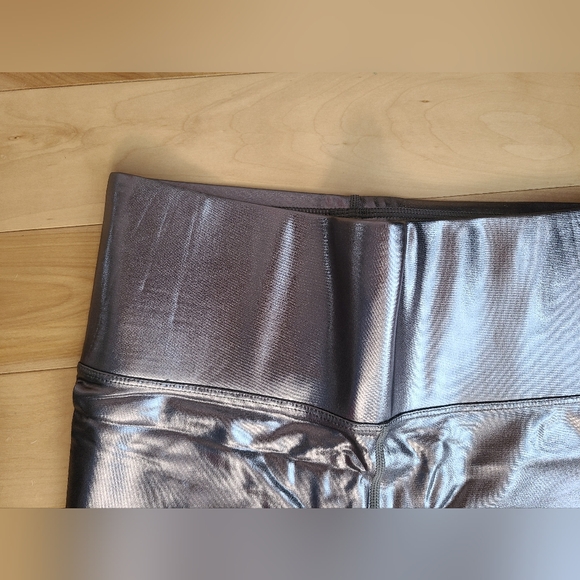 Knix pewter leggings nwot - Picture 2 of 3